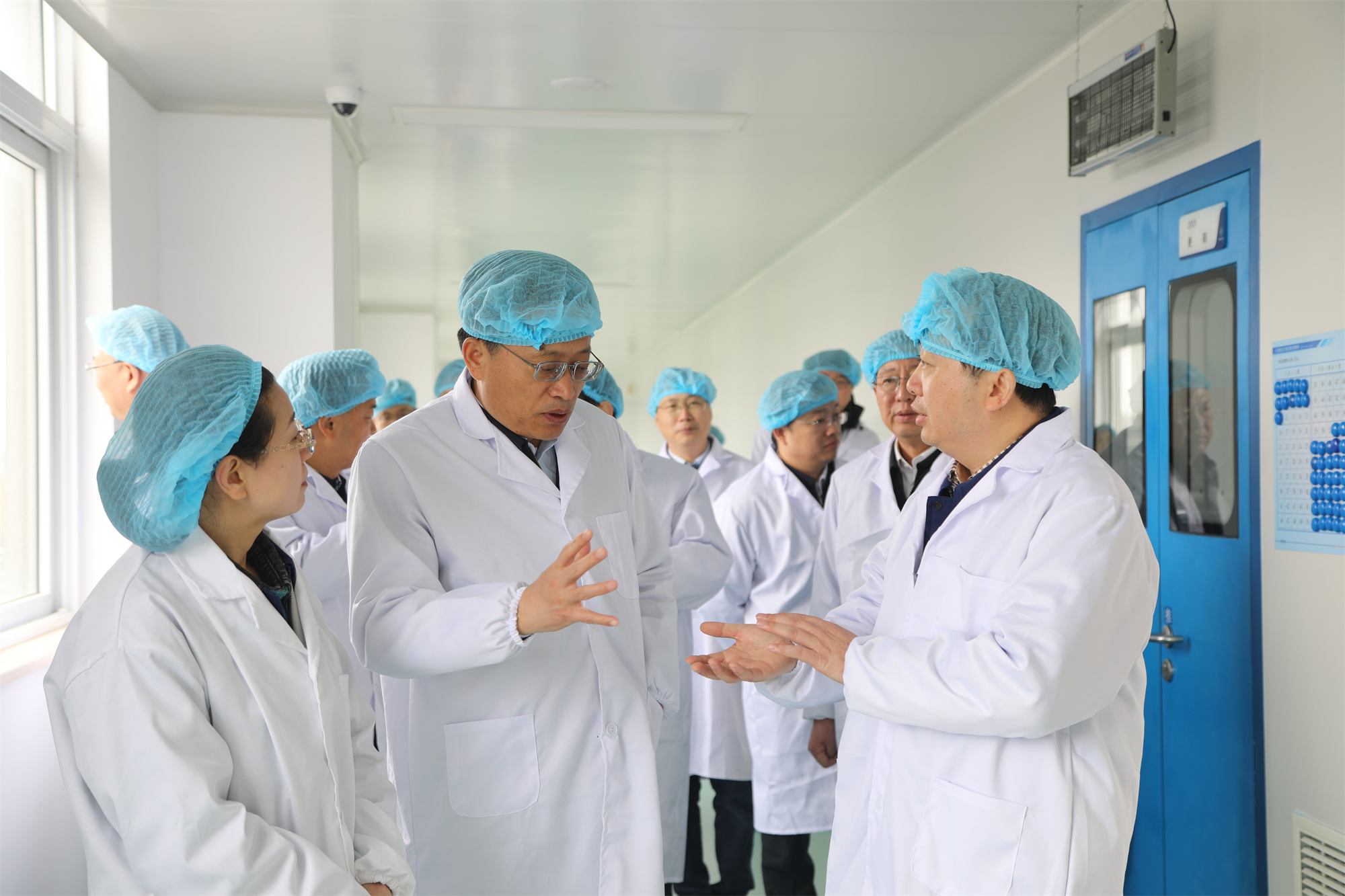 江苏省副省长胡广杰一行莅临环球360药业调研指导